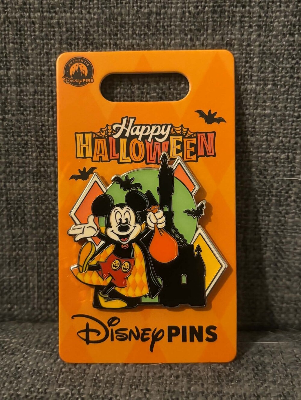 Walt Disney World Mickey Mouse Halloween Collectible Disney Pin New